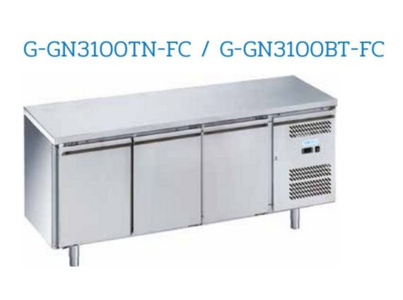 Banco refrigerato Forcold Gastronorm quattro porte M-GN4200BT-FC.
