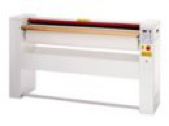Stiratrice a rullo S100/25 V con regolatore velocità.